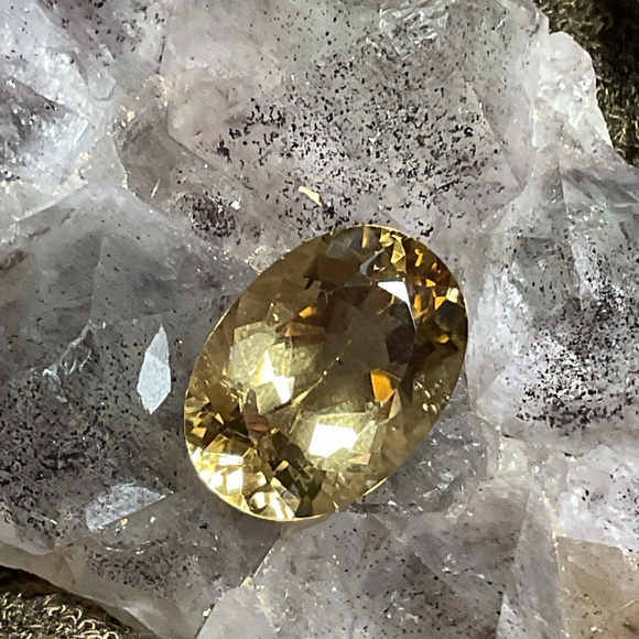 Citrine Loosegem